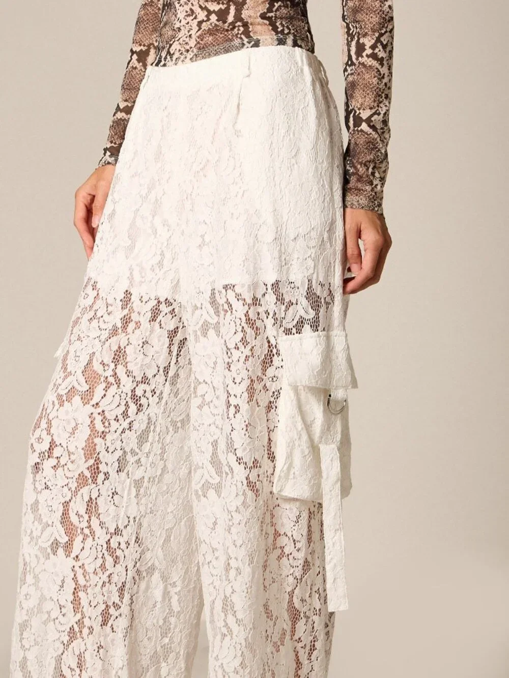 White Elegant Women's Wide Leg Cargo Pants with Floral Lace Utility Pockets